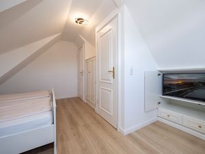 23974317-Ferienwohnung-4-Westerland (Sylt)-300x225-5