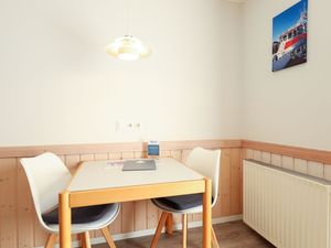 23981877-Ferienwohnung-2-Westerland (Sylt)-300x225-4