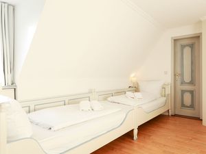 23981915-Ferienwohnung-2-Westerland (Sylt)-300x225-4