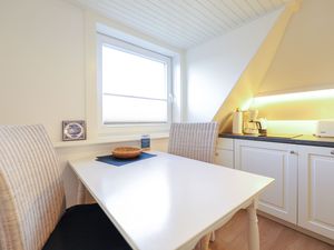 23981916-Ferienwohnung-2-Westerland (Sylt)-300x225-5