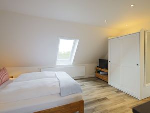 23981922-Ferienwohnung-2-Westerland (Sylt)-300x225-4