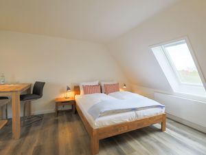 23981922-Ferienwohnung-2-Westerland (Sylt)-300x225-5