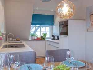 24017876-Ferienwohnung-3-Westerland (Sylt)-300x225-5