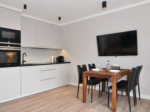 23567337-Ferienwohnung-3-Westerland (Sylt)-300x225-5