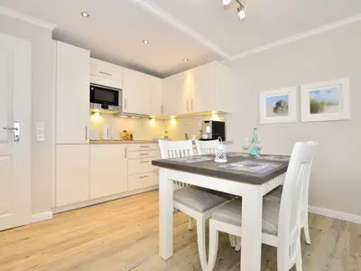 Ferienwohnung für 2 Personen (48 m²) in Sylt-Ost 1/10