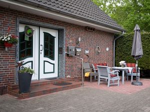 19287628-Ferienwohnung-4-Westerstede-300x225-4