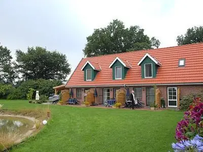 Ferienwohnung für 3 Personen (43 m²) in Westerstede 1/10