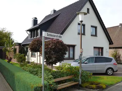 HJausansicht