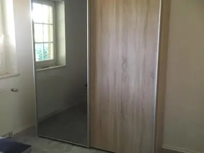 Kleiderschrank