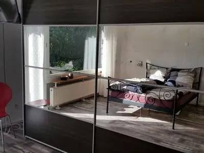 Schlafzimmer 2