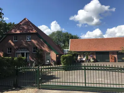 Hofansicht Landhaus Sommerfrische (2)