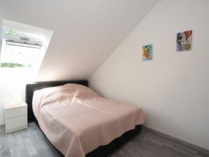 23735734-Ferienwohnung-4-Westoverledingen-300x225-5