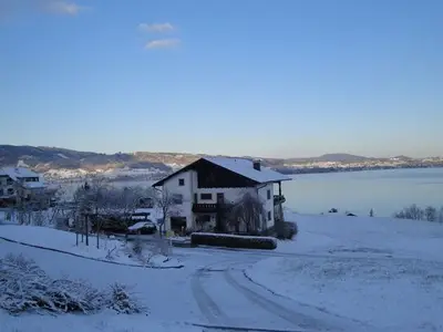 Ferienwohnung für 4 Personen (60 m²) in Weyregg am Attersee 1/10