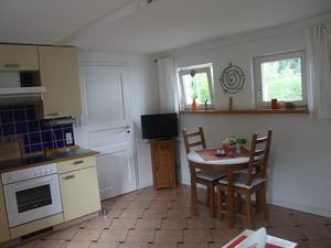 23878924-Ferienwohnung-2-Wieck am Darß-300x225-3