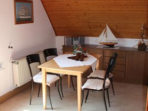 23878947-Ferienwohnung-4-Wieck am Darß-300x225-2