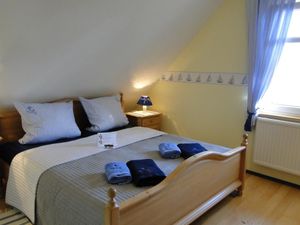 23878976-Ferienwohnung-5-Wieck am Darß-300x225-3