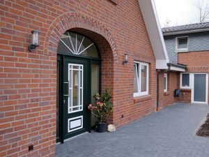 23692301-Ferienwohnung-4-Wiefelstede-300x225-0