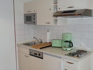 23441845-Ferienwohnung-2-Wiek auf Rügen-300x225-5