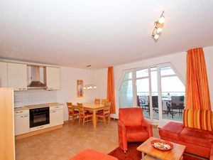 23956723-Ferienwohnung-6-Wiek auf Rügen-300x225-4