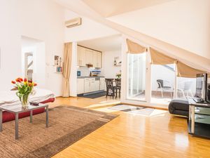 22441483-Ferienwohnung-4-Wien-300x225-1