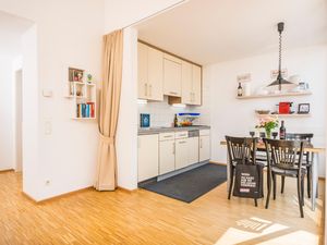 22441483-Ferienwohnung-4-Wien-300x225-4