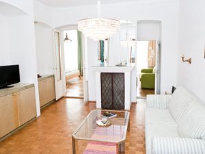 22446161-Ferienwohnung-5-Wien-300x225-1