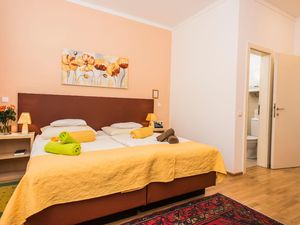 22443415-Ferienwohnung-2-Wien-300x225-5