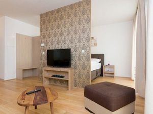 22493881-Ferienwohnung-4-Wien-300x225-4