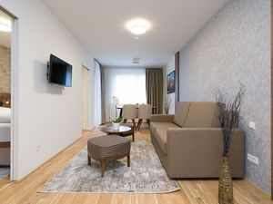 22680735-Ferienwohnung-4-Wien-300x225-0