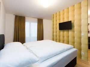 22493857-Ferienwohnung-4-Wien-300x225-5