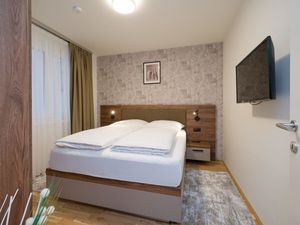 22680393-Ferienwohnung-10-Wien-300x225-1