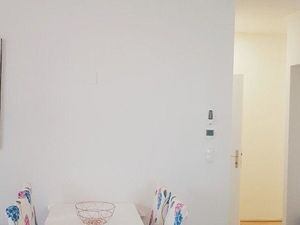 23995334-Ferienwohnung-9-Wien-300x225-2