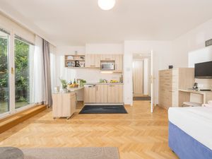 22453499-Ferienwohnung-2-Wien-300x225-1