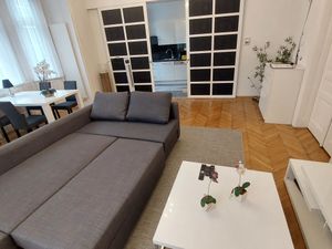 23836841-Ferienwohnung-4-Wien-300x225-4