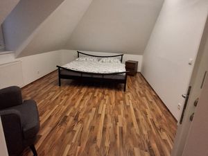 23984495-Ferienwohnung-4-Wien-300x225-4