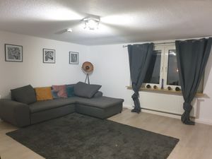 23915257-Ferienwohnung-8-Wiesbaden-300x225-4