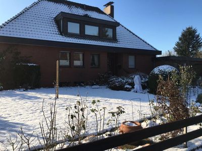 Hausansicht Winter