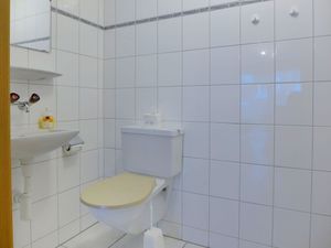 23844231-Ferienwohnung-4-Wilderswil-300x225-3