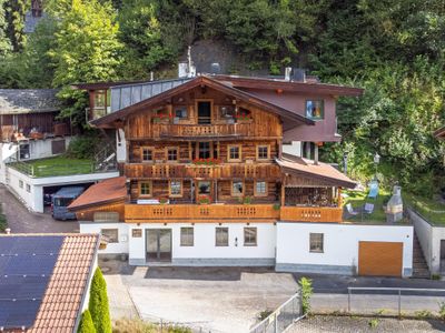 Außenseite Ferienhaus [Sommer]