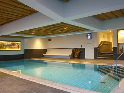 PoolOfHouse