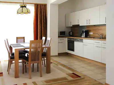DiningRoom