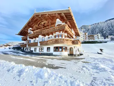 Außenseite Ferienhaus [Winter]