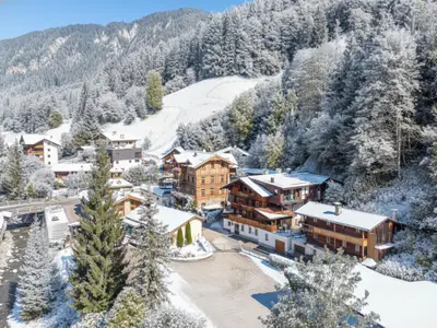 Außenseite Ferienhaus [Winter]