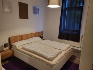 23783564-Ferienwohnung-4-Wilhelmshaven-300x225-3