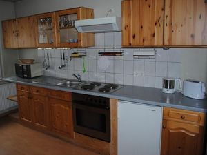 22423807-Ferienwohnung-4-Wilhelmshaven-300x225-4