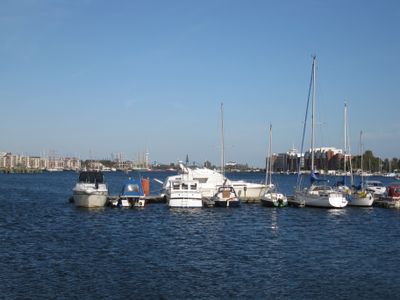 Marina Wilhelmshaven, Helgolandhaus rechts