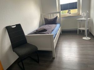 22302057-Ferienwohnung-4-Wilhelmshaven-300x225-3