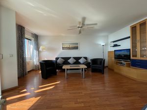 22188833-Ferienwohnung-2-Wilhelmshaven-300x225-2