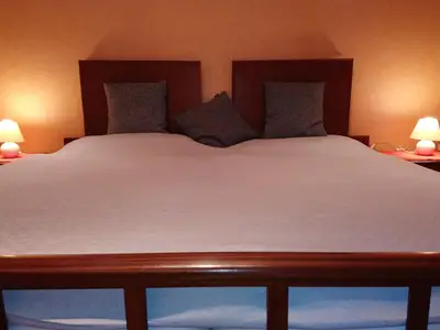Schlafbereich. Schlafzimmer Doppelbett