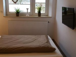 19392238-Ferienwohnung-4-Wilhelmshaven-300x225-4